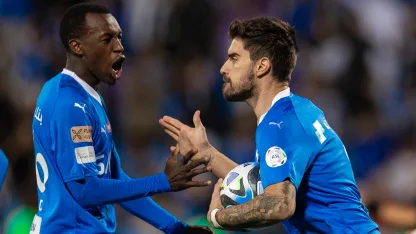 Ruben Neves and Saud Abdulhamid celebrate in Al Hilal win over Al Riyadh RSL 2023-24 MW23