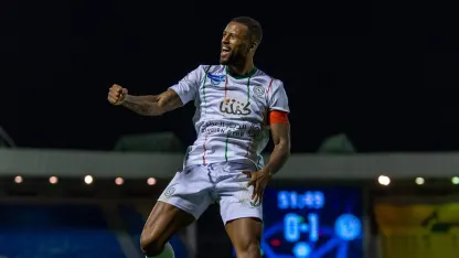 Al Ettifaq captain Georginio Wijnaldum scores at Al Khaleej
