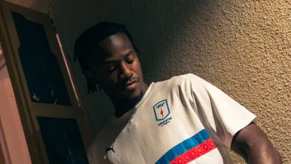 Michy Batshuayi looking fresh in his new Abha jersey