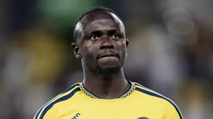 ساديو ماني قبل انطلاق مباراة النصر وأبها