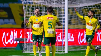 Konstantinos Fortounis scores for Al Khaleej v Al Okhdood