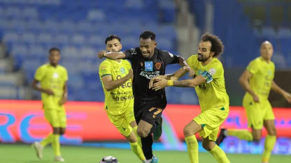 Al Fayha in action against Al Khaleej