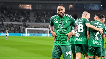 Al Ahli striker Ivan Toney scores in win v Al Shabab