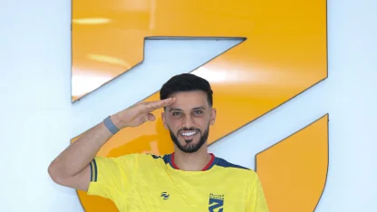 Omar Al Somah joins Al Hazem