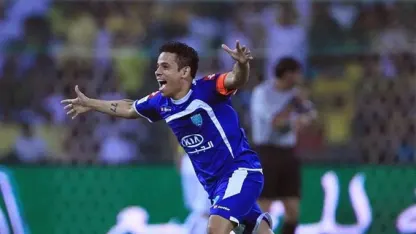 Elton Jose celebrates in Al Fateh colours