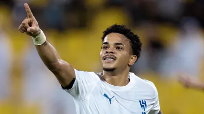 Kaio Cesar scores for Al Hilal at Al Gharafa in the AFC Champions League Elite