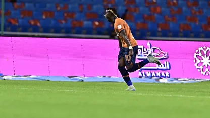 Fashion Sakala celebrates his moment of Al Fayha history v Al Ittihad