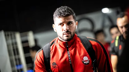 Al Raed midfielder Mehdi Abeid