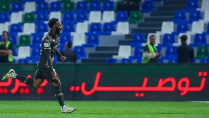 Georges-Kevin N'Koudou celebrates Al Fateh v Damac