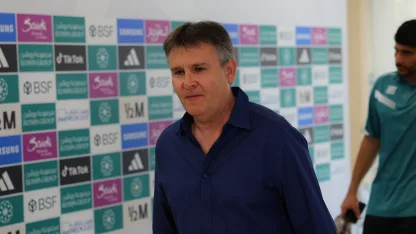 Antonio Cazorla Al Orobah