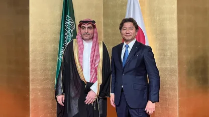 Saad Al Lazeez with J League representative