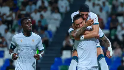 Darwin Nunez and teammates celebrate goal for Diriyah Club at Al Fateh