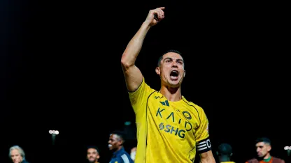 Cristiano Ronaldo leads Al Nassr's celebrations at NEOM SC