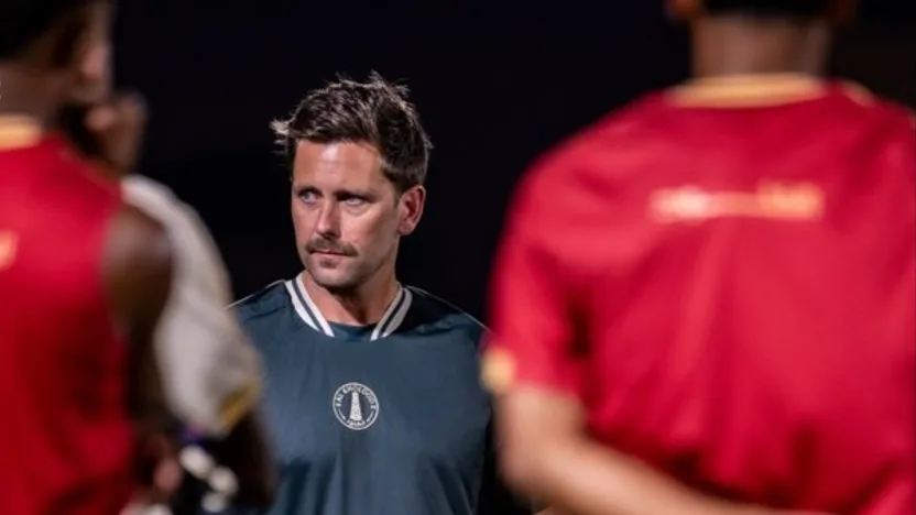 Al Kholood manager Des Buckingham