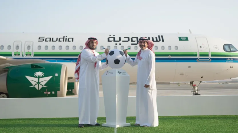 Omar Mugharbel, Chief Executive Officer of the Saudi Pro League, with Khaled Tash, Group Chief Marketing Officer of Saudia.-761099