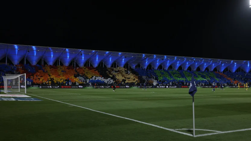 The Al Fateh faithful letting their team know they're "ready" for battle-1014888