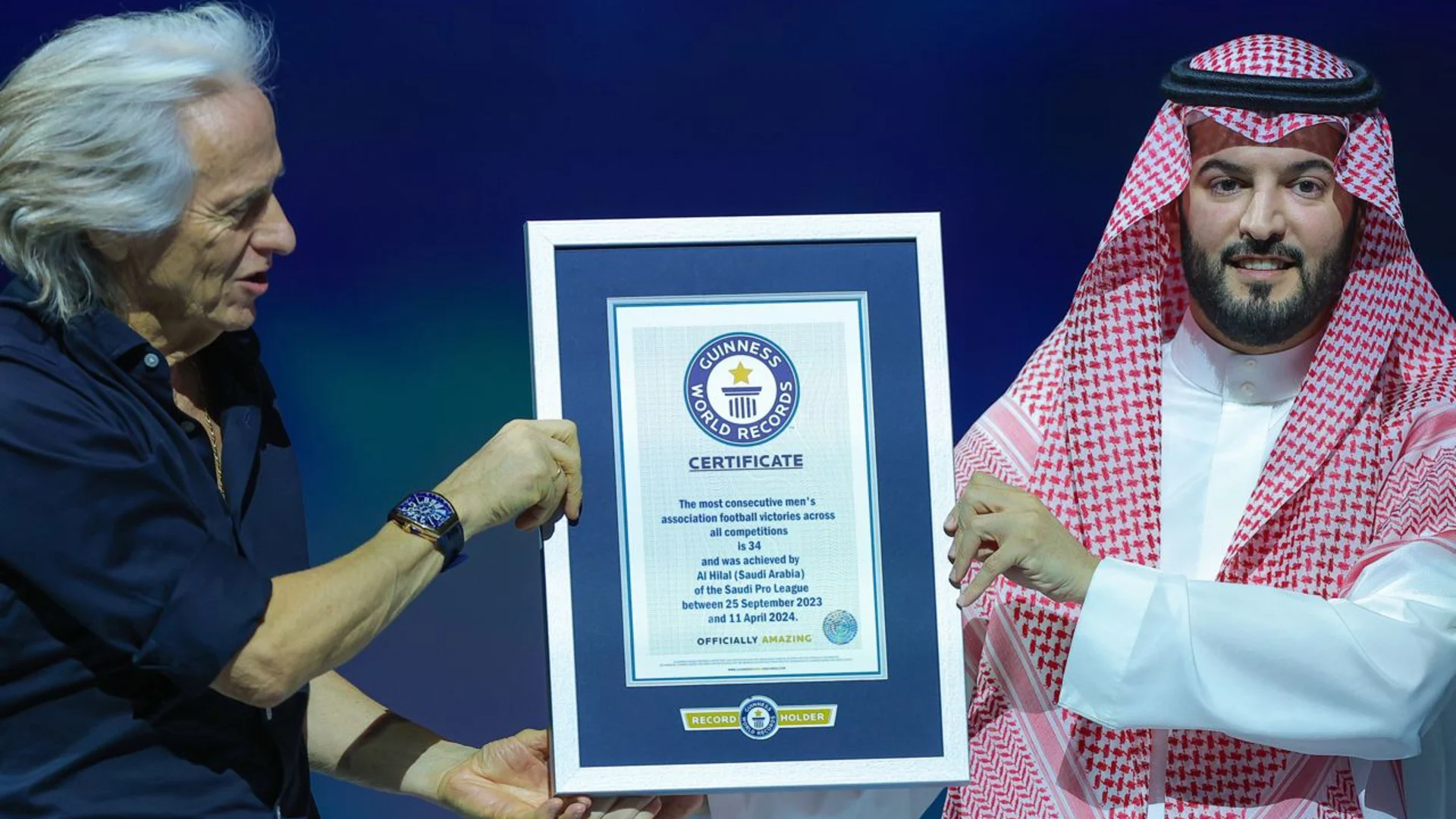 دخل الهلال التاريخ بشهادة غينيس في عدد الانتصارات المتتالية