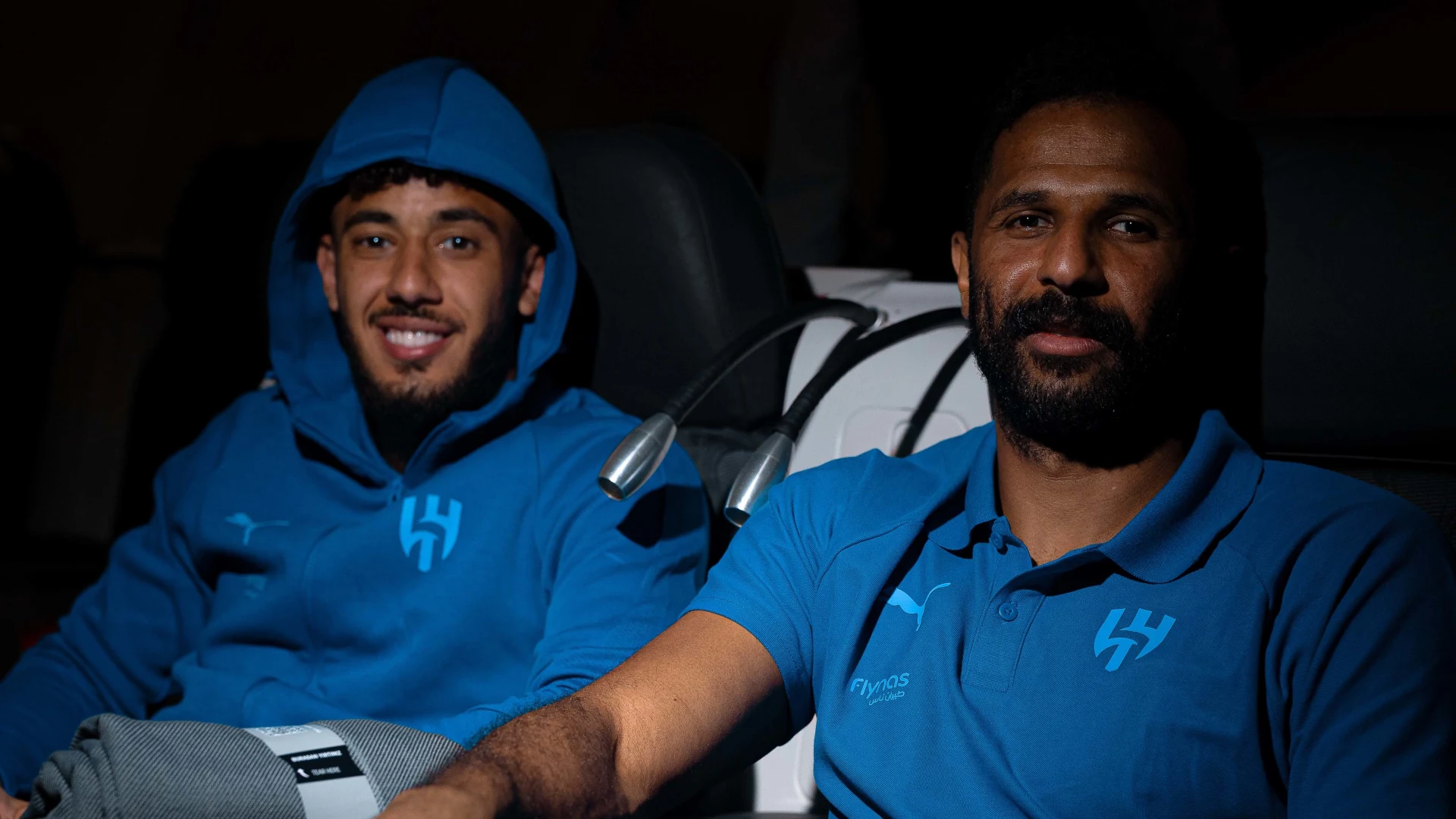 العويس خلال رحلة الهلال للعودة من معسكر النمسا في الرابع من أغسطس