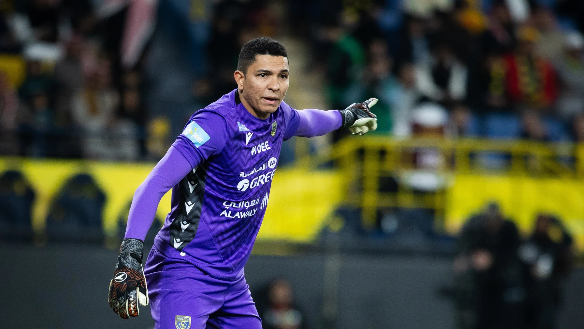 Al Taawoun goalkeeper Mailson shone in the defeat to Al Nassr last time out-826427