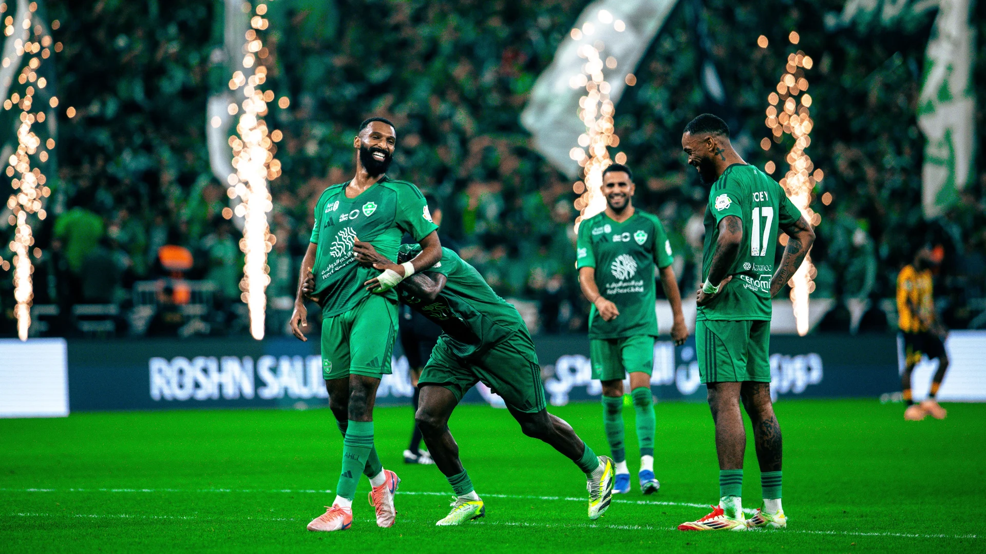 Feras Al Buraikan and Al Ahli celebrate his goal in Sea Derby v Al Ittihad-1002889