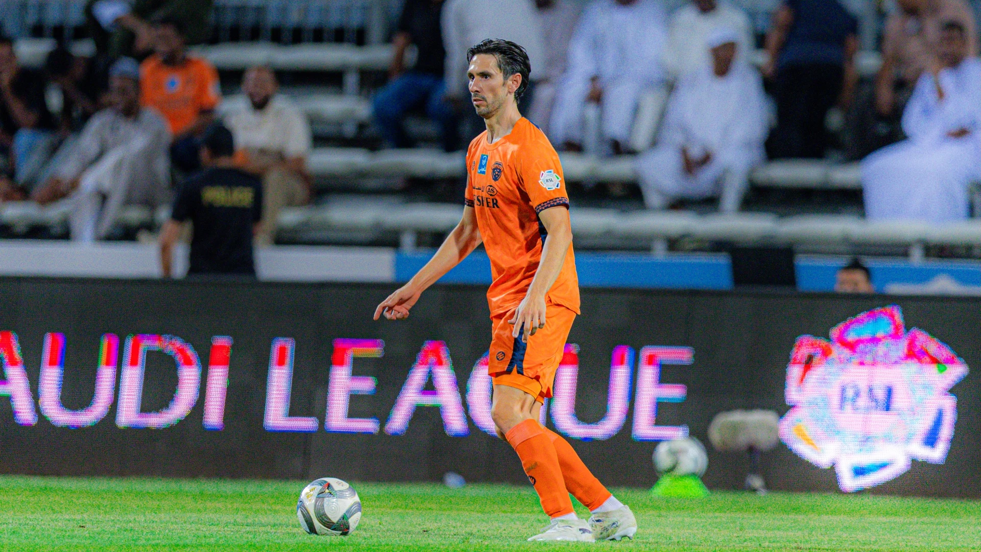 Al Fayha centre-back Paulo Oliveira replaces Chris Smalling in team's defence