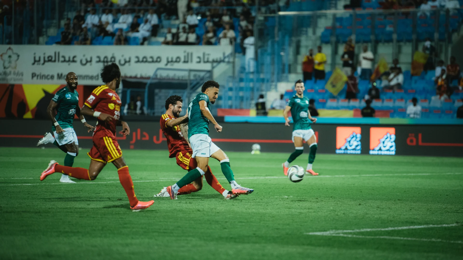 Jordan Larsson scores dramatic late equaliser in epic Eastern Derby at Al Qadsiah