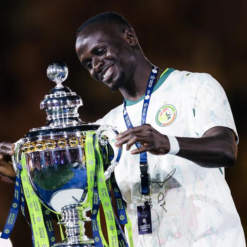 Mane and Quinones in running for Ballon d'Or; Bono, Mendy vie for best goalkeeper