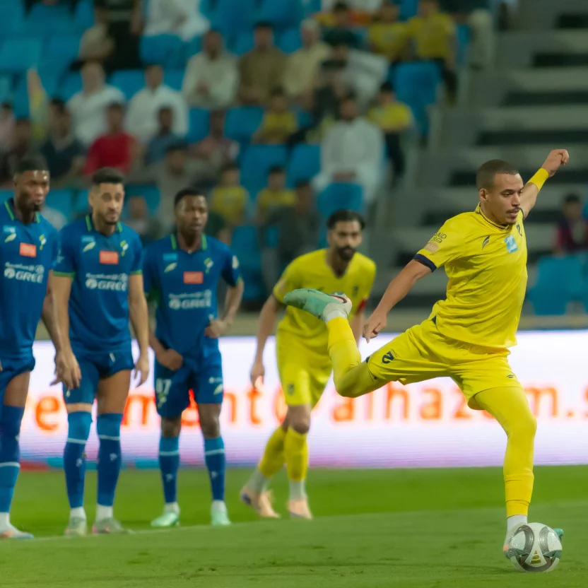 الفتح يفرح في يوم الانتصارات الأولى