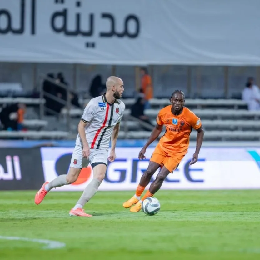 الرياض يخطف نقطة التعادل من الفيحاء في الوقت القاتل
