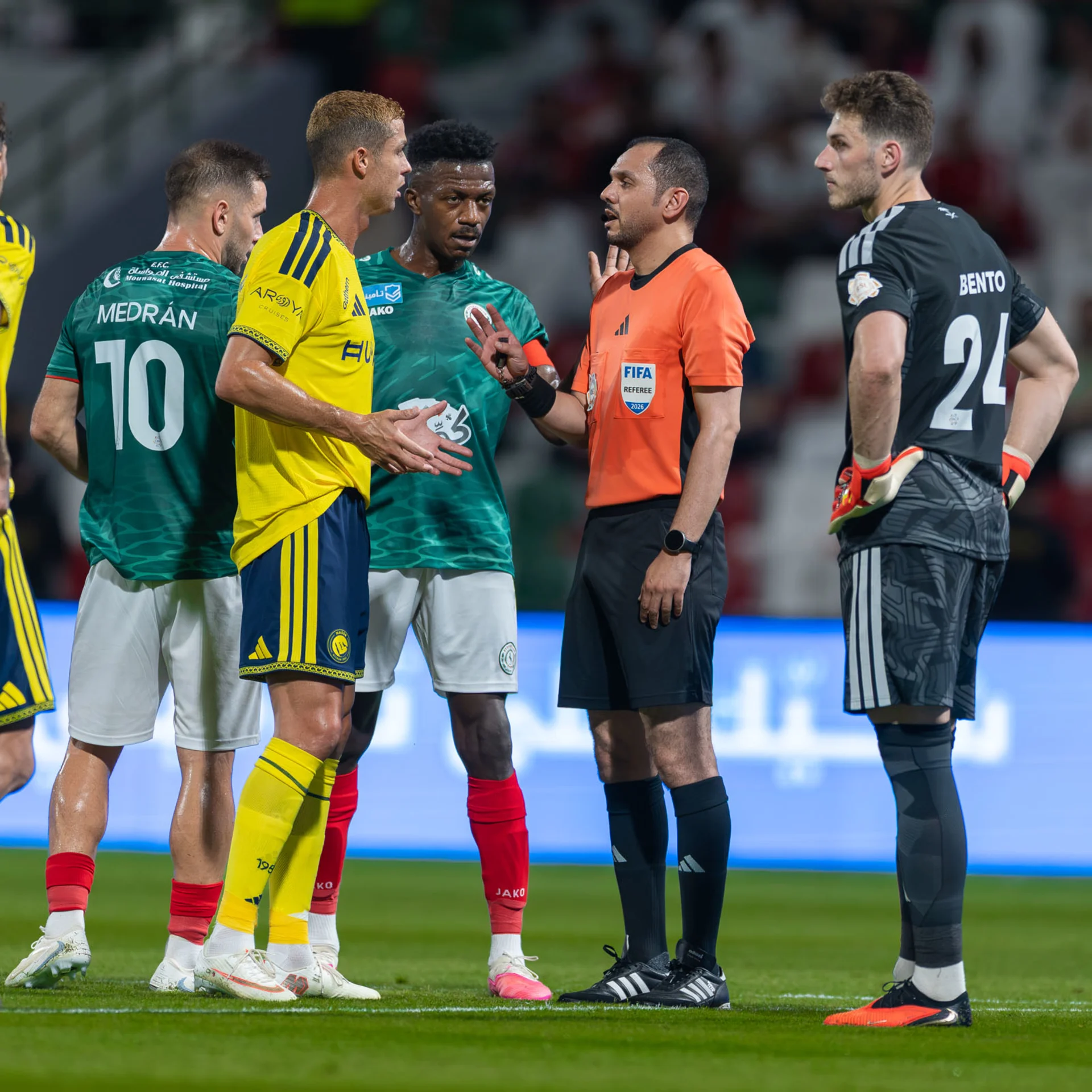 Al Nassr went through a turbulent first half following the red-card dismissal of goalkeeper Bento