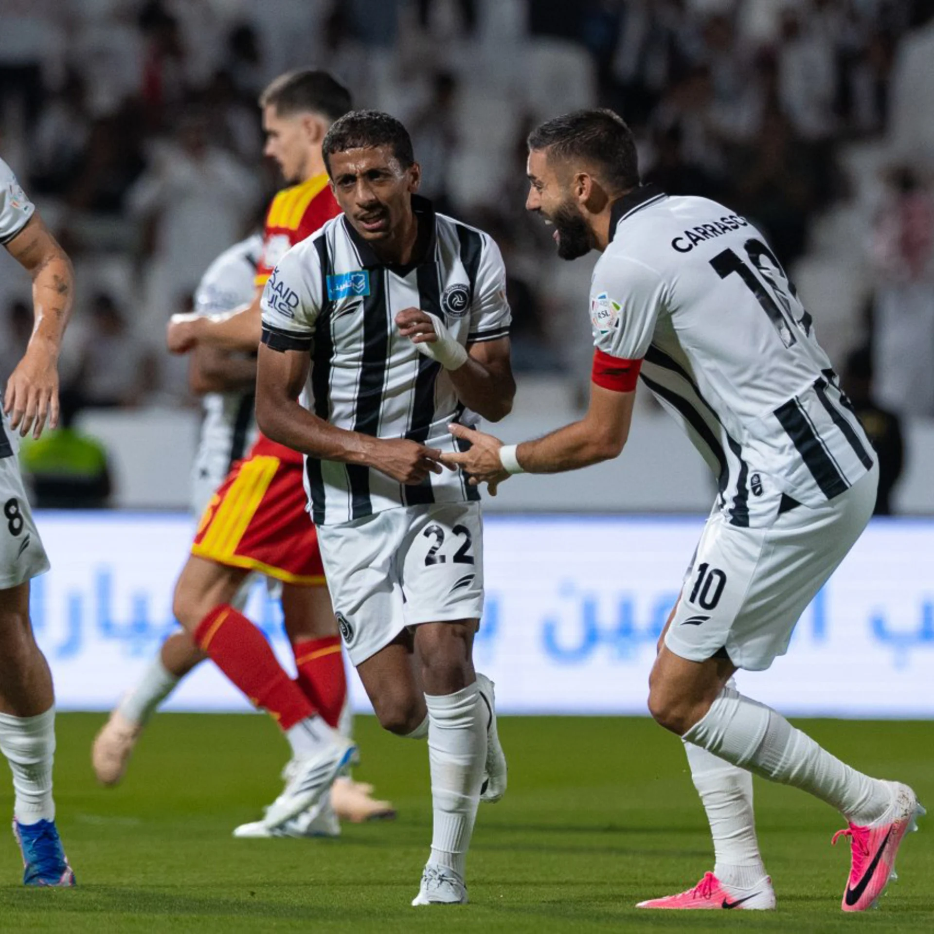 افتتح همام الهمامي التسجيل لمصلحة أصحاب الأرض