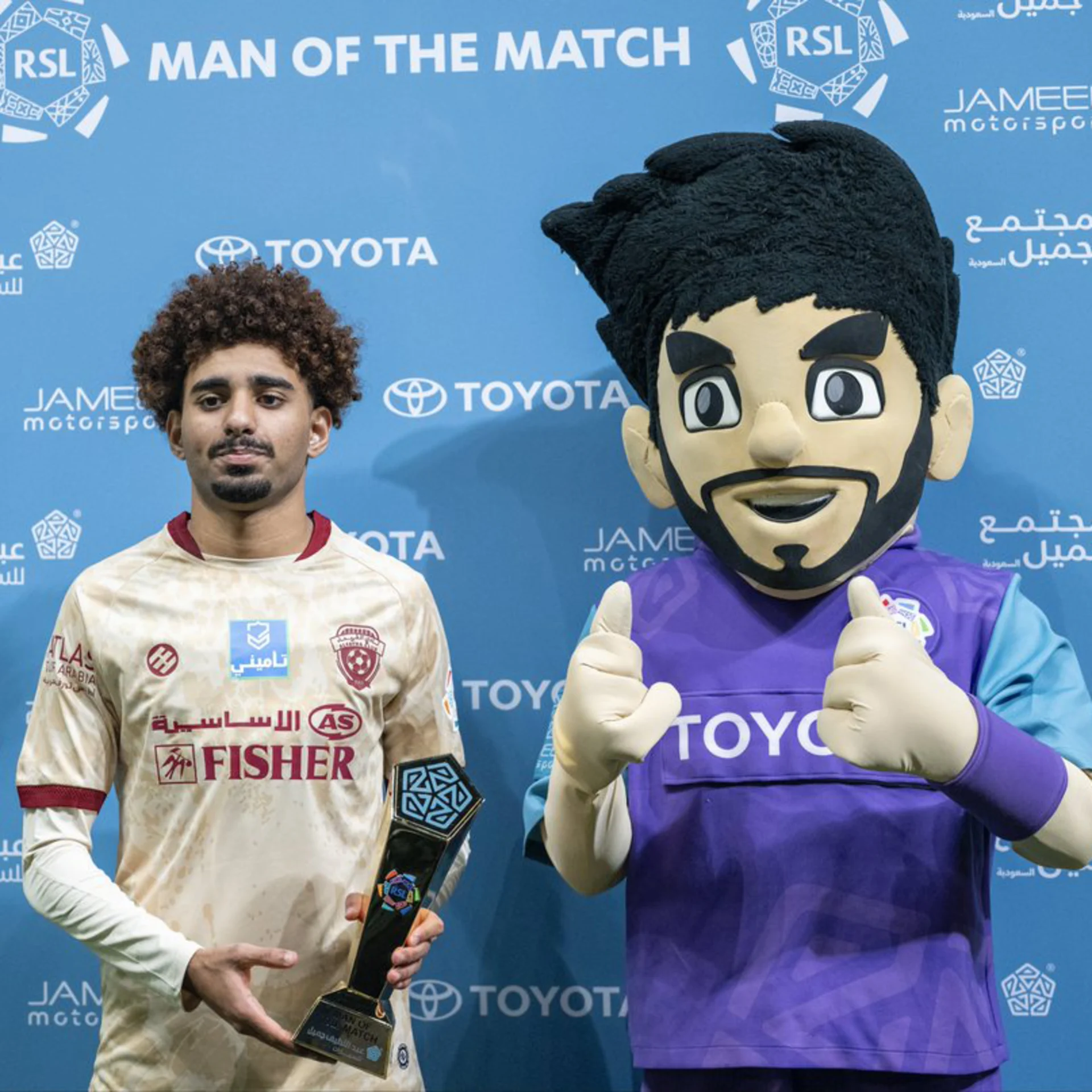 فاز دهل بجائزتين لأفضل لاعب في المباراة وبجائزة الواعد الأفضل في مايو الماضي