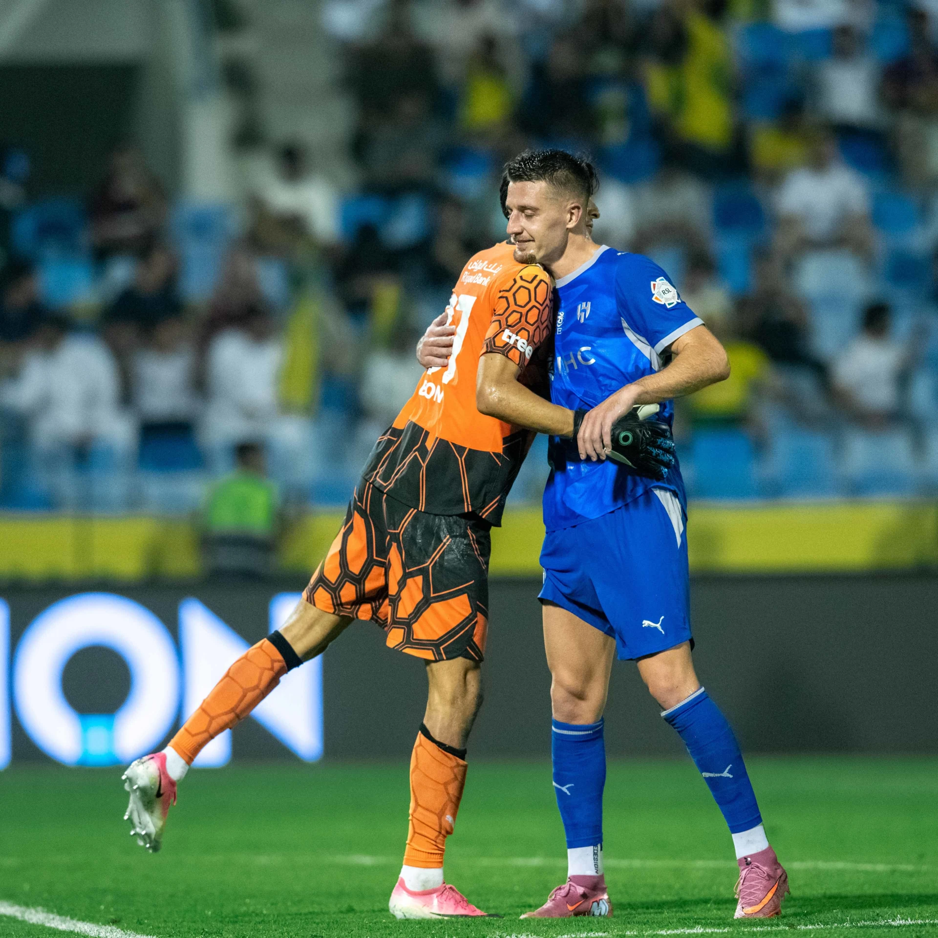 سافيتش يشكر بونو على تصديه لجزائية موسى بارو في مواجهة الخليج